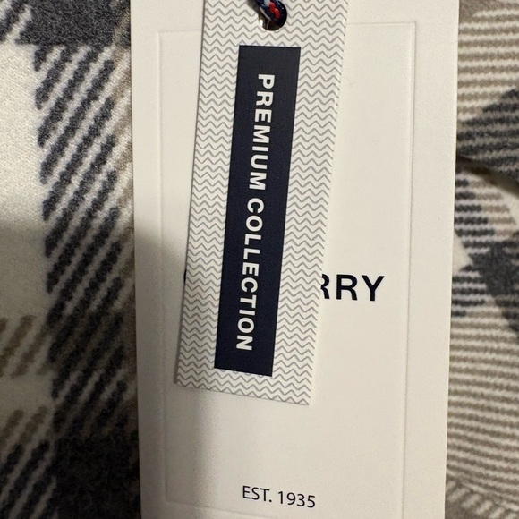 Sperry NWT Gray and White Plaid Casual Shirt - Picture 3 of 5